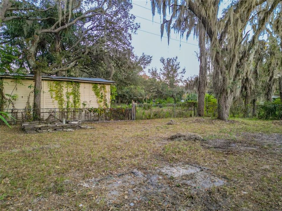 For Sale: $359,900 (4 beds, 2 baths, 1330 Square Feet)