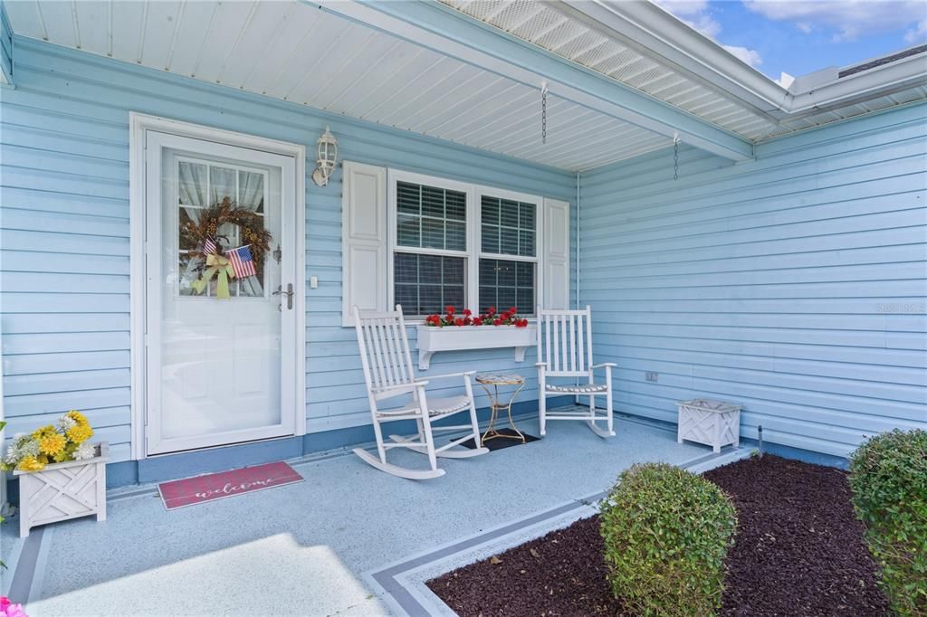 Front Porch w/ Painted Walkway