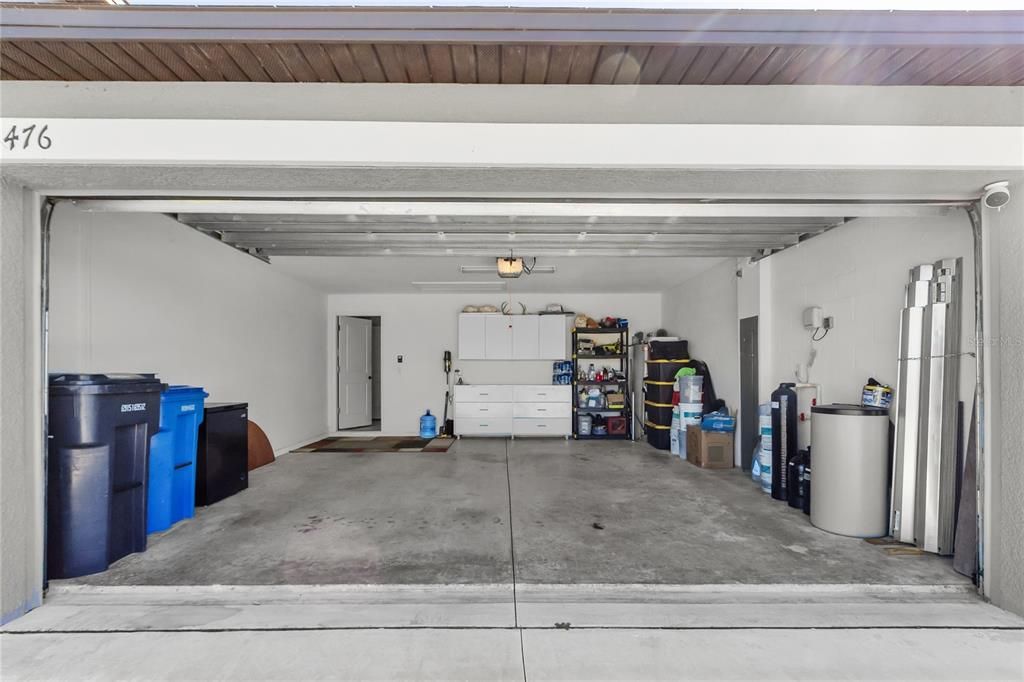 2 CAR GARAGE