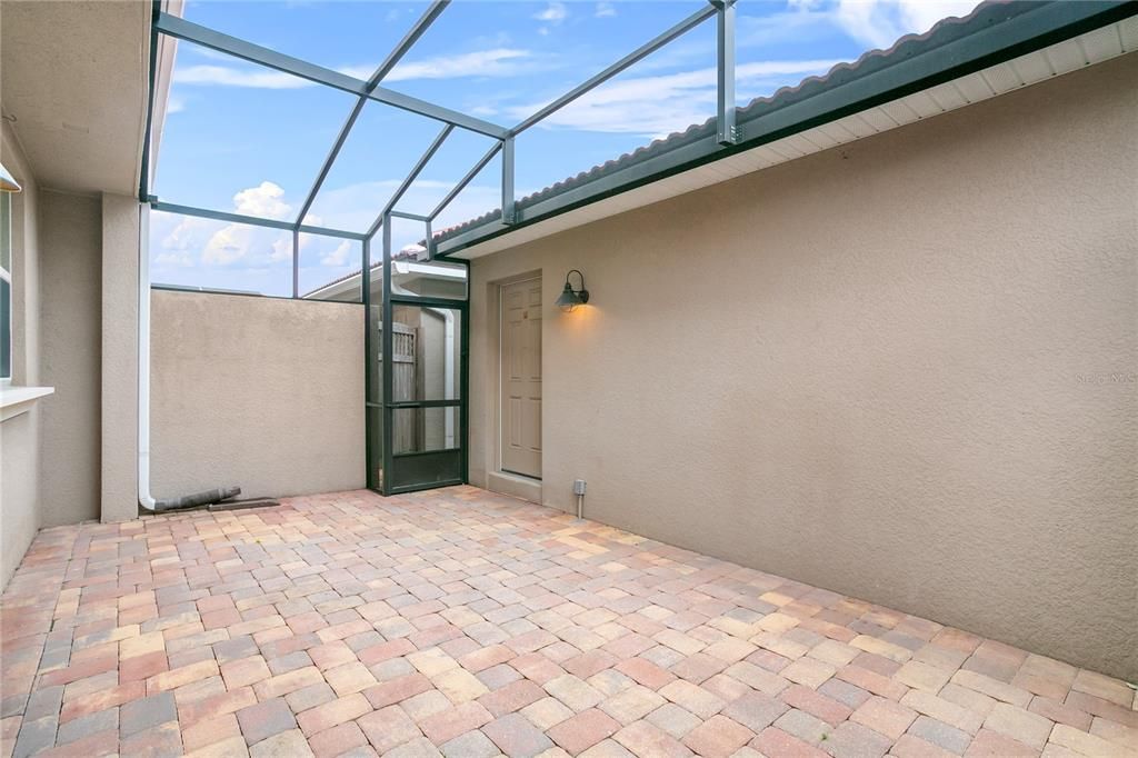 Enclosed Screened Patio