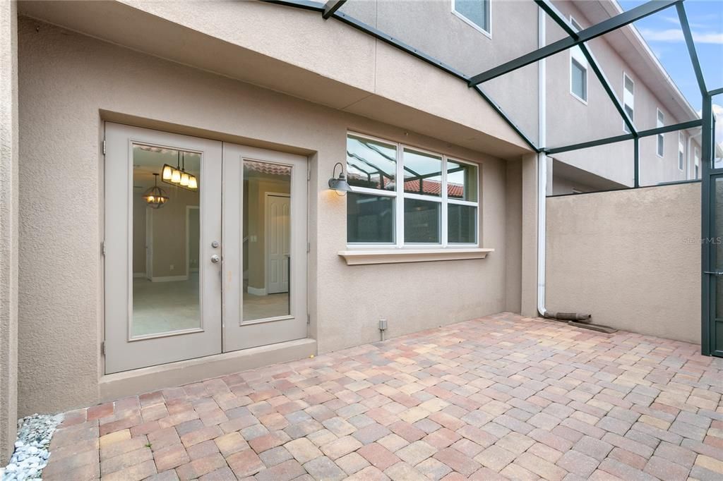 Enclosed Screened Patio