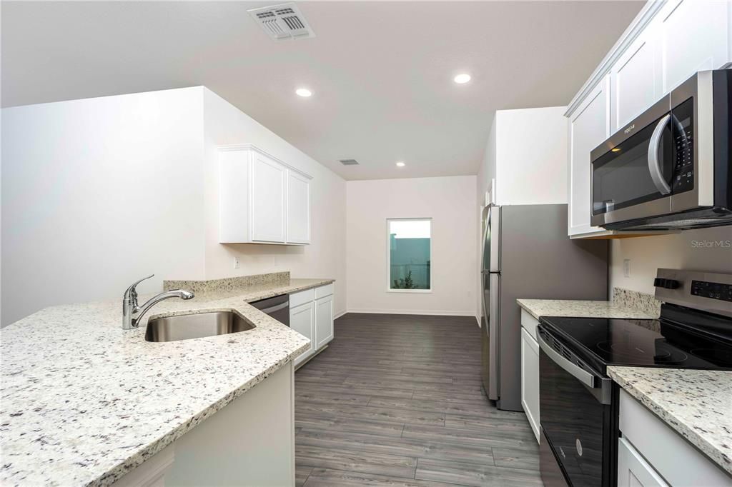 For Sale: $351,900 (3 beds, 2 baths, 1540 Square Feet)