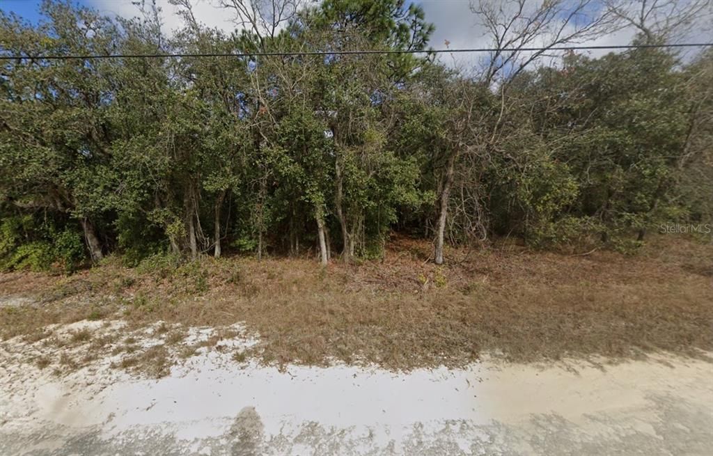 En Venta: $45,900 (0.86 acres)