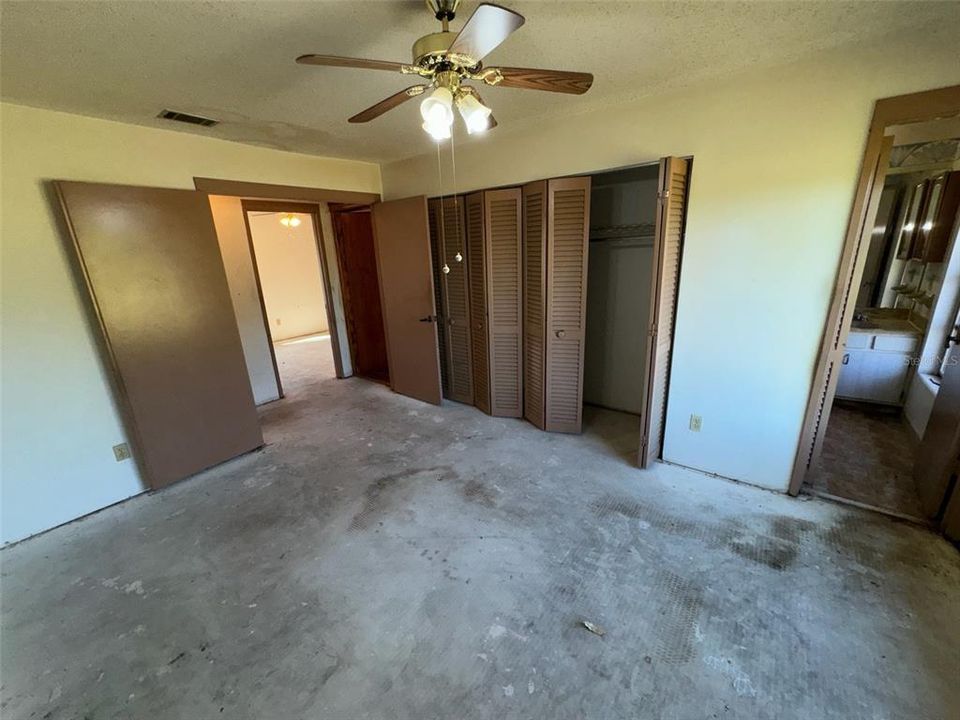 For Sale: $183,500 (3 beds, 2 baths, 1218 Square Feet)