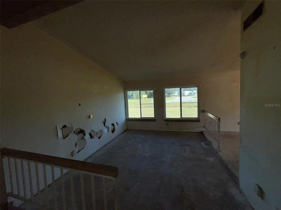 For Sale: $183,500 (3 beds, 2 baths, 1218 Square Feet)