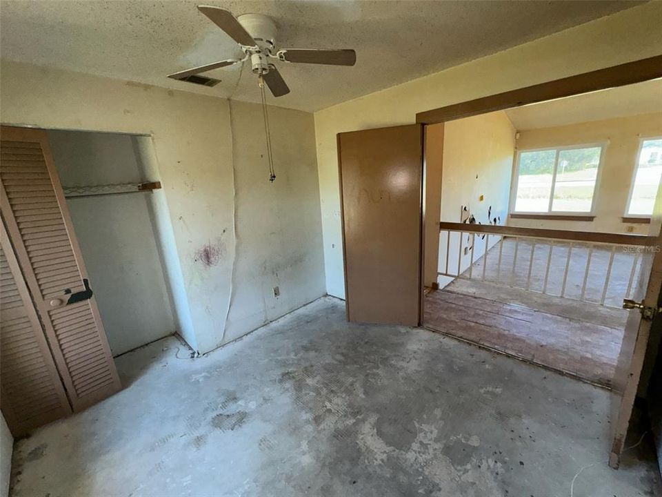 For Sale: $183,500 (3 beds, 2 baths, 1218 Square Feet)