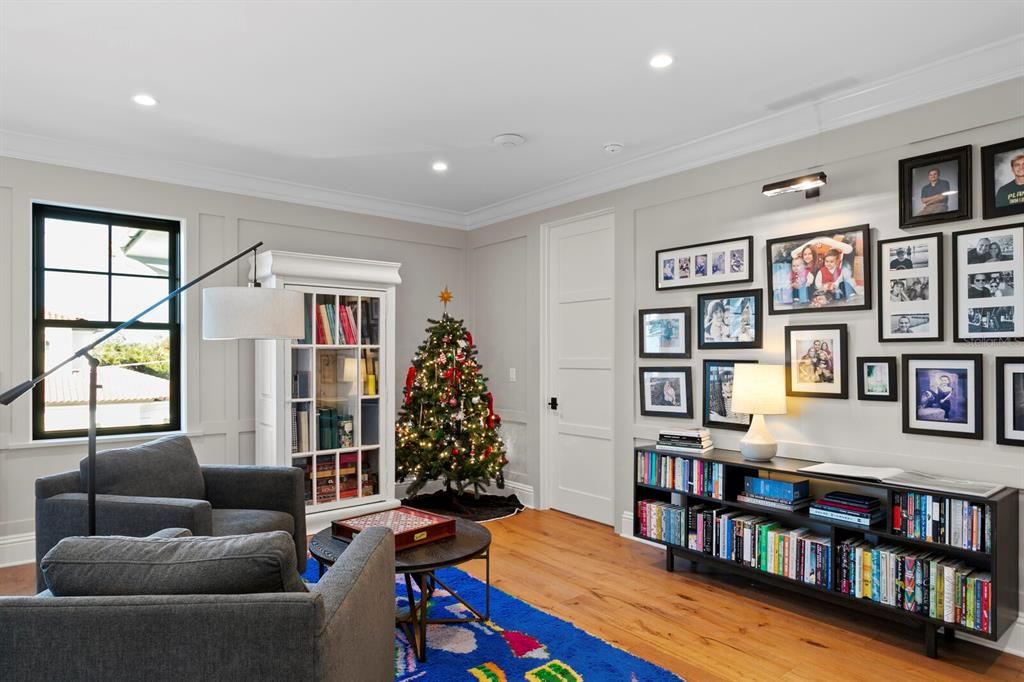 Second level Loft Library