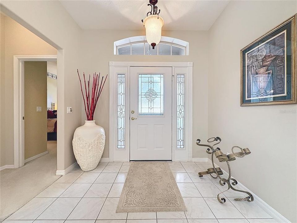 entry way and door to 2nd bedroom