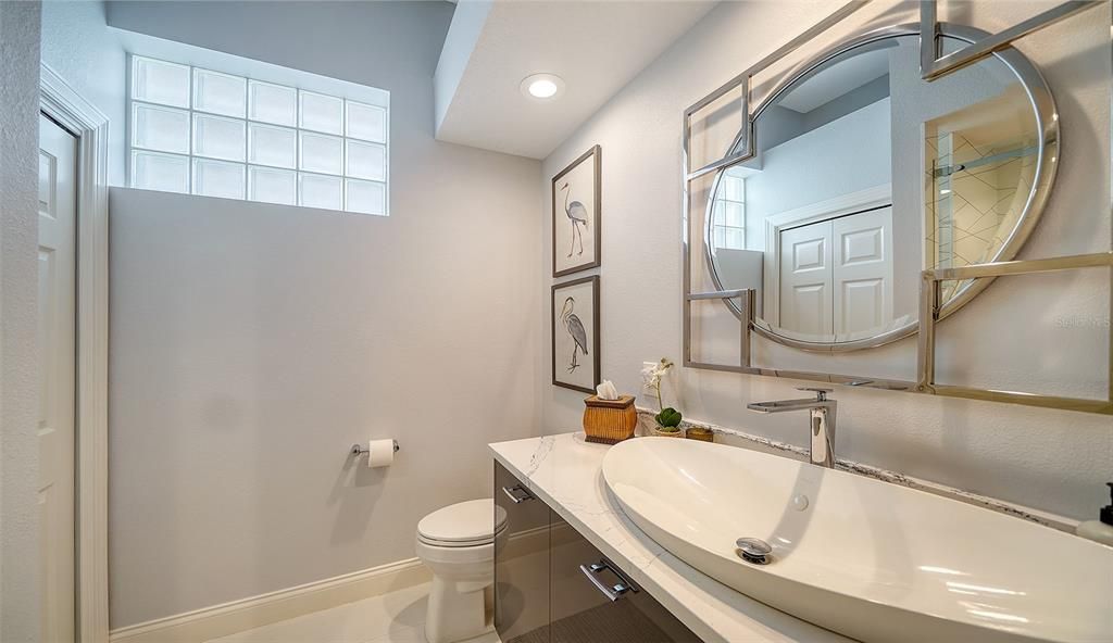 GUEST BATHROOM w/ QUARTZ, PORCELAIN