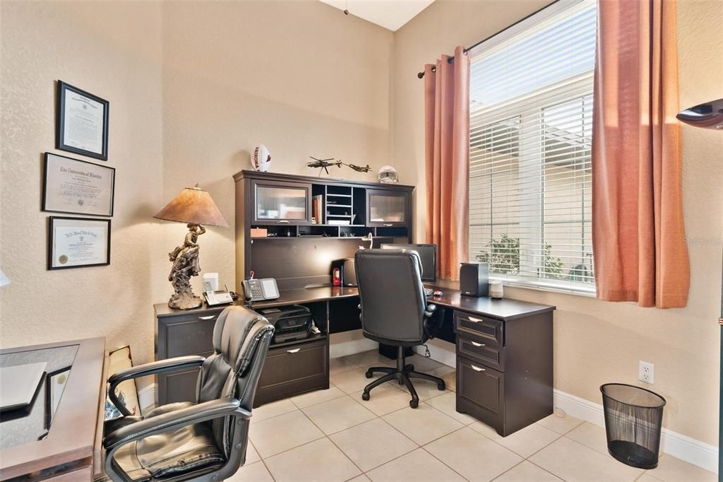 Home Office/ Den... with doors for privacy!