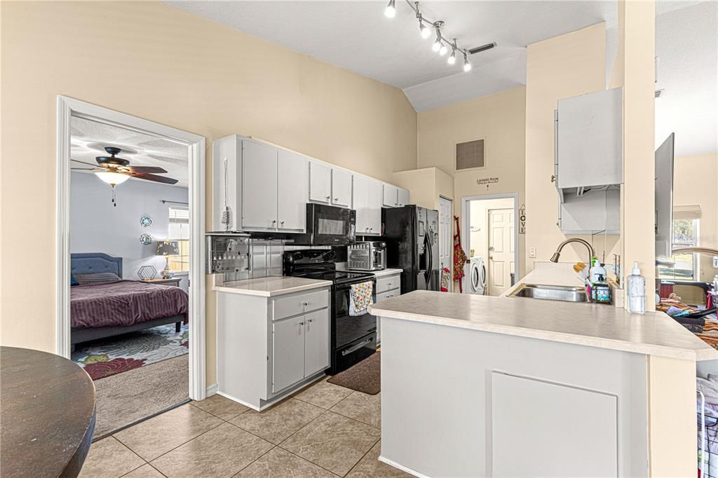 For Sale: $364,900 (3 beds, 2 baths, 1957 Square Feet)