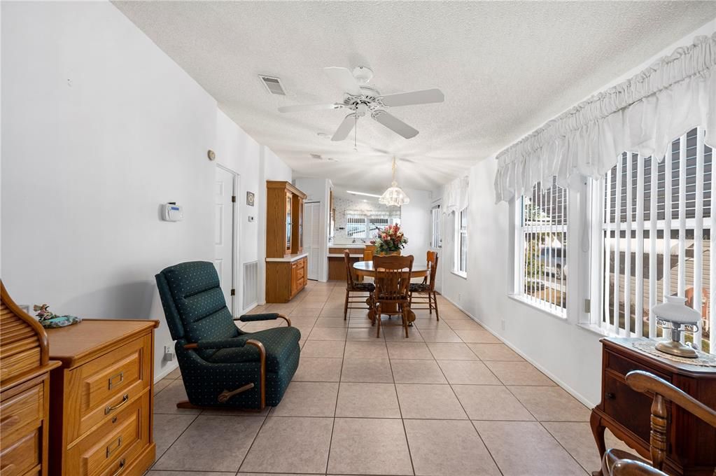 Dining room/living room combo