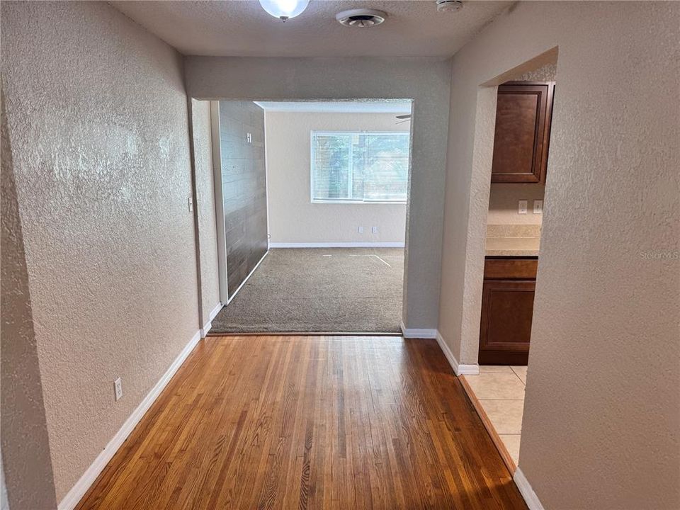 For Rent: $2,250 (3 beds, 2 baths, 1404 Square Feet)