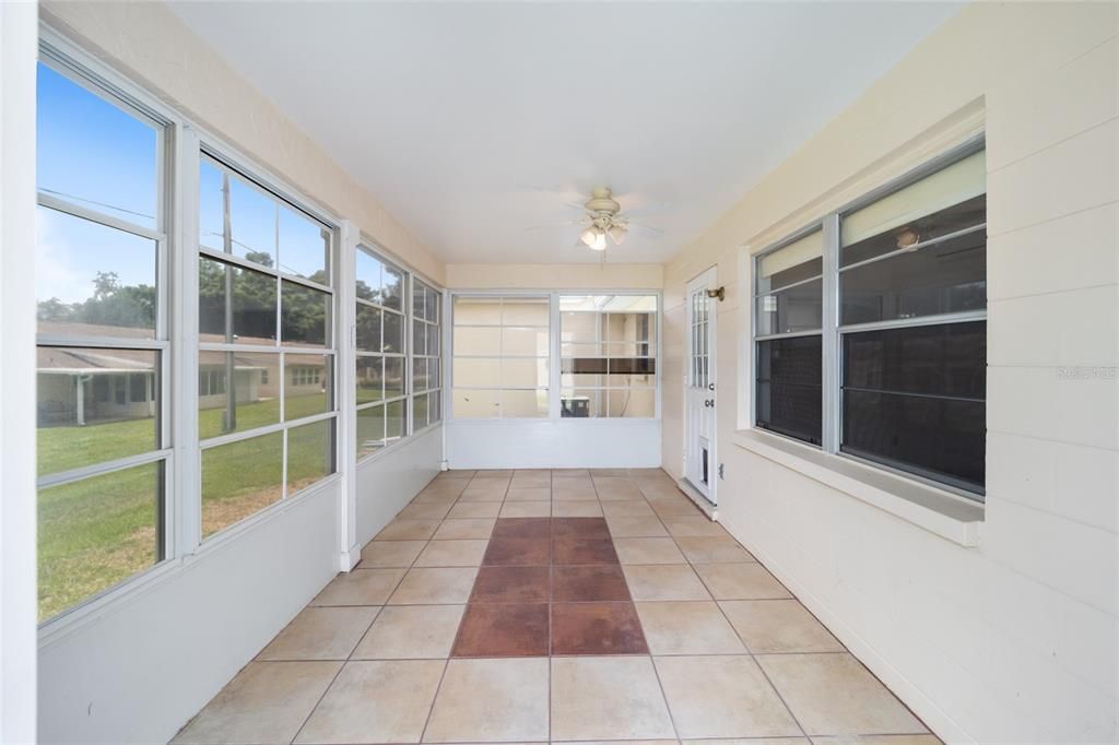 For Sale: $187,530 (2 beds, 2 baths, 1369 Square Feet)