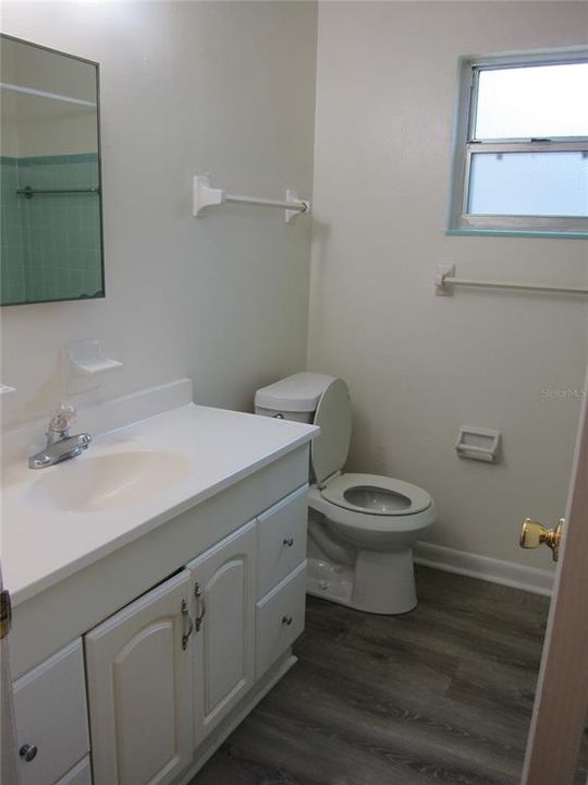 For Rent: $1,025 (2 beds, 1 baths, 858 Square Feet)