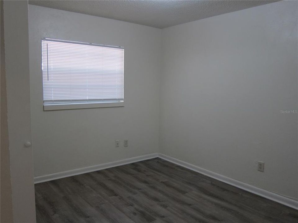 For Rent: $1,025 (2 beds, 1 baths, 858 Square Feet)