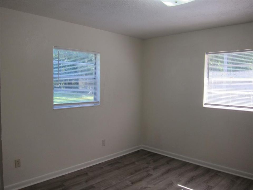 For Rent: $1,025 (2 beds, 1 baths, 858 Square Feet)