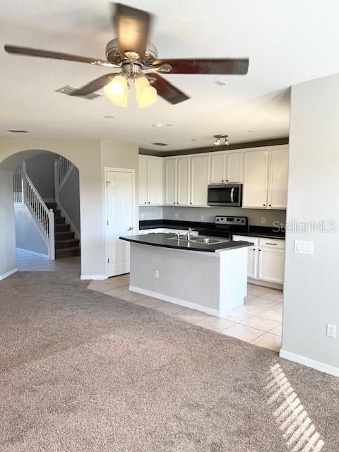 For Rent: $2,050 (2 beds, 2 baths, 1173 Square Feet)