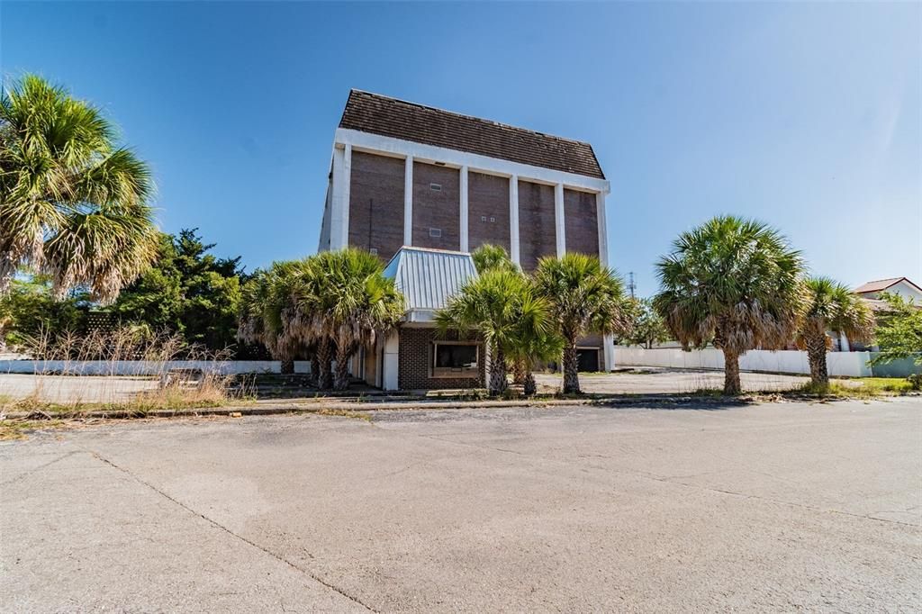 Active With Contract: $6,000,000 (0 beds, 0 baths, 57219 Square Feet)