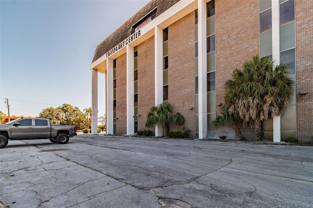 Active With Contract: $6,000,000 (0 beds, 0 baths, 57219 Square Feet)