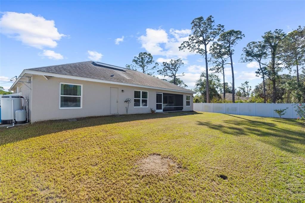 Active With Contract: $375,000 (3 beds, 2 baths, 1819 Square Feet)