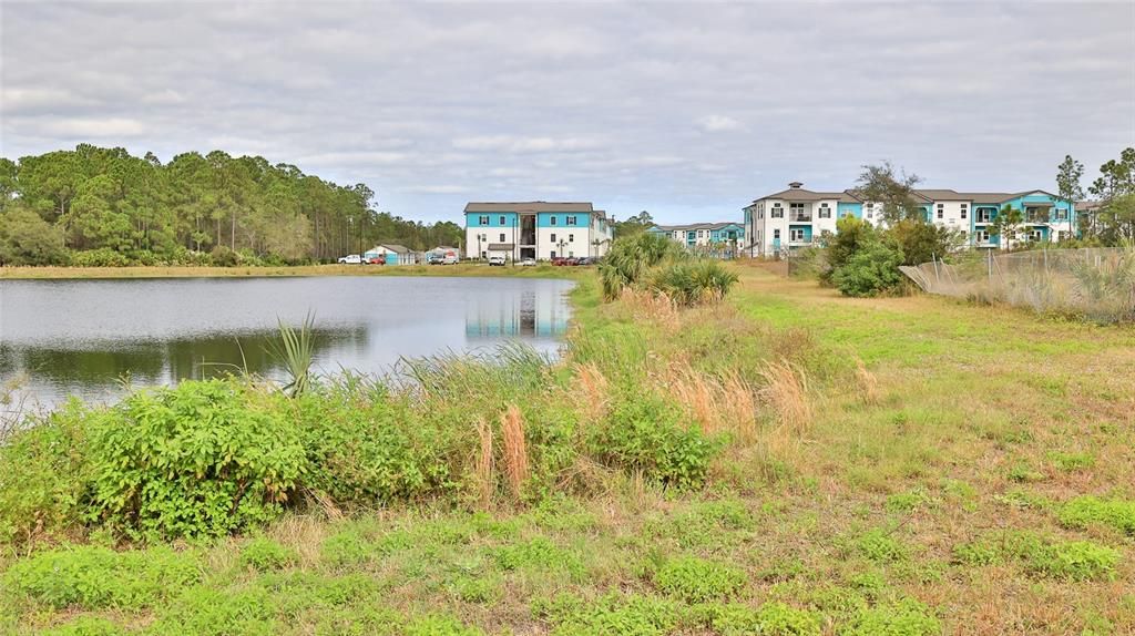 En Venta: $1,650,000 (4.70 acres)