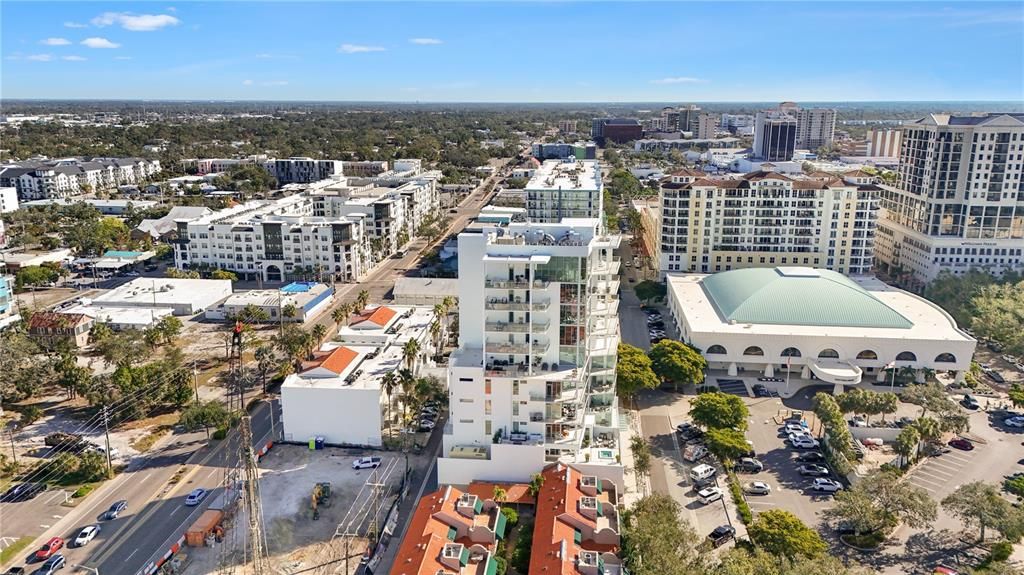 For Sale: $3,575,000 (3 beds, 3 baths, 3339 Square Feet)