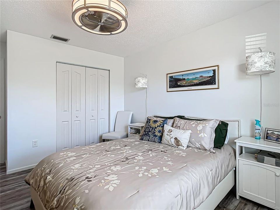 For Sale: $384,900 (2 beds, 2 baths, 1490 Square Feet)