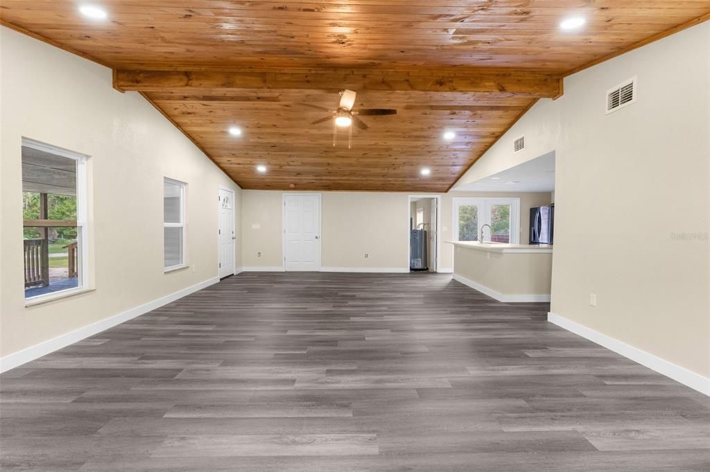 Stunning living room ceilings! That cabin feel! Modern rustic feel!