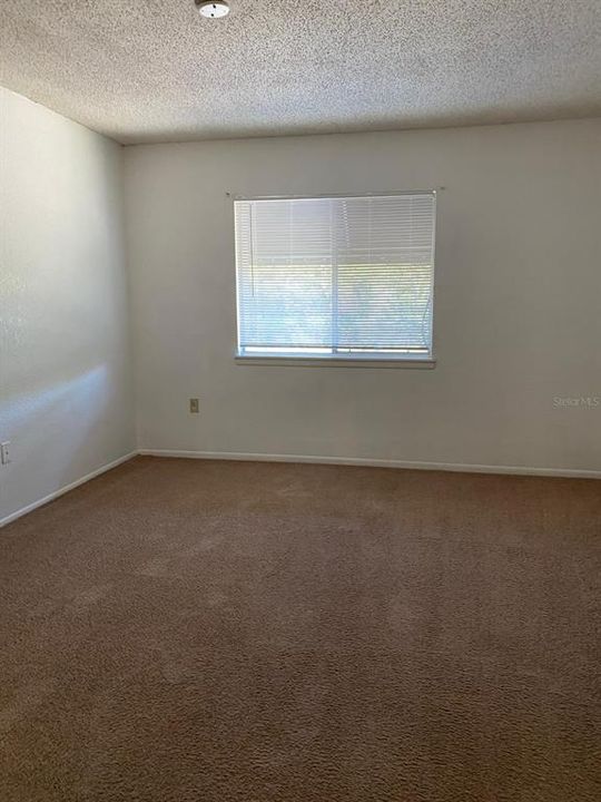 For Rent: $1,200 (1 beds, 1 baths, 765 Square Feet)