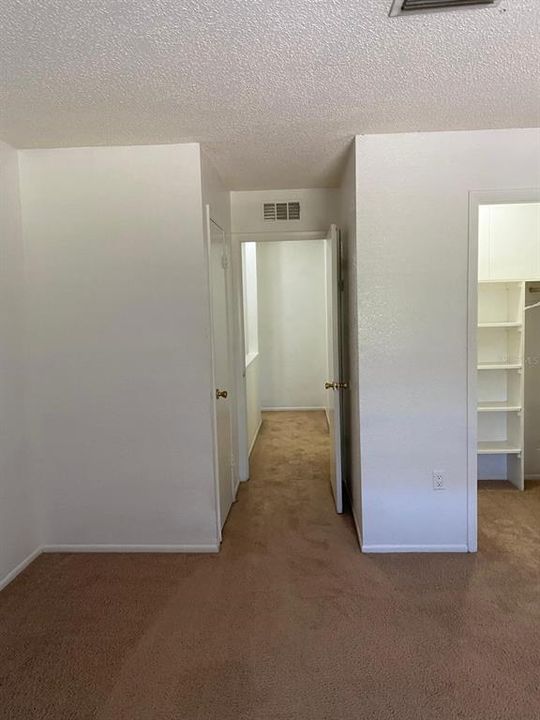 For Rent: $1,200 (1 beds, 1 baths, 765 Square Feet)