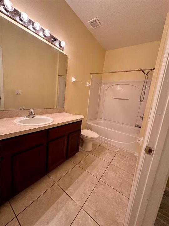 2nd Bathroom