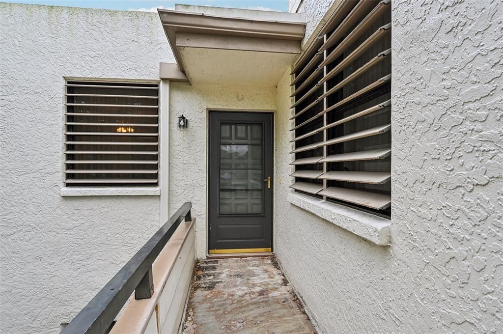 For Sale: $309,900 (2 beds, 2 baths, 1408 Square Feet)