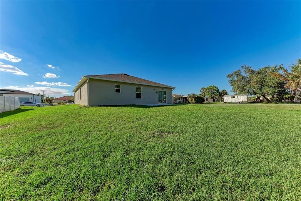 For Sale: $390,000 (4 beds, 2 baths, 1876 Square Feet)