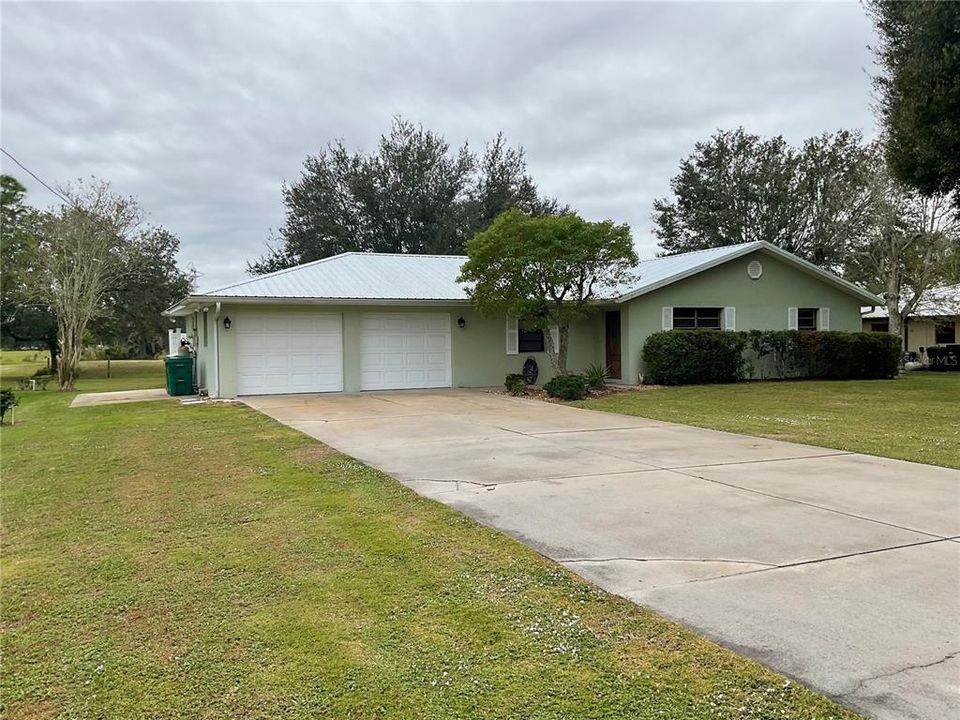 For Sale: $380,000 (3 beds, 2 baths, 1470 Square Feet)