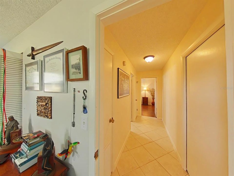 For Sale: $380,000 (3 beds, 2 baths, 1470 Square Feet)