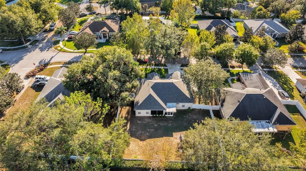 Large backyard - Fully Fenced