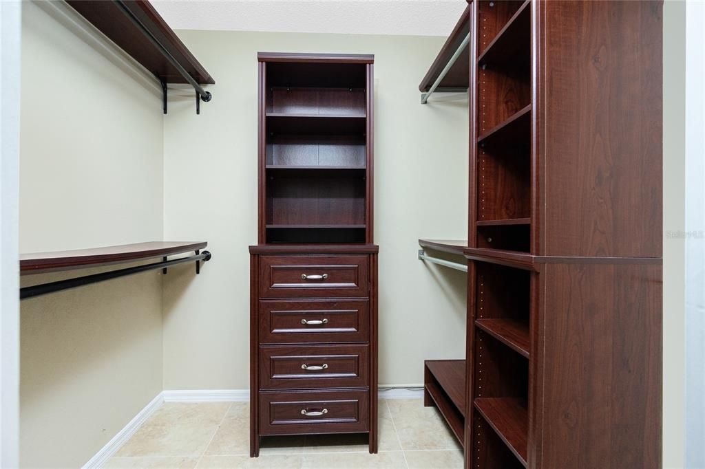 Walk-in Closet