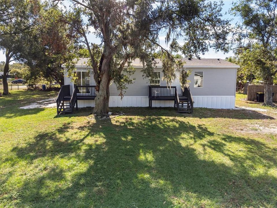 For Sale: $219,900 (3 beds, 2 baths, 1296 Square Feet)