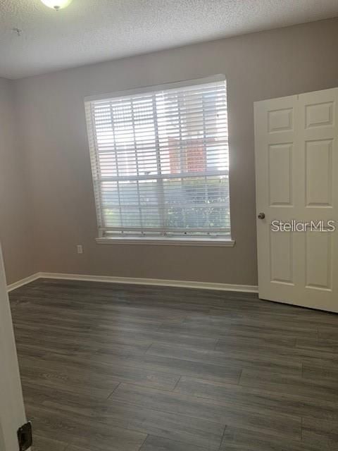 For Rent: $2,350 (3 beds, 2 baths, 1352 Square Feet)