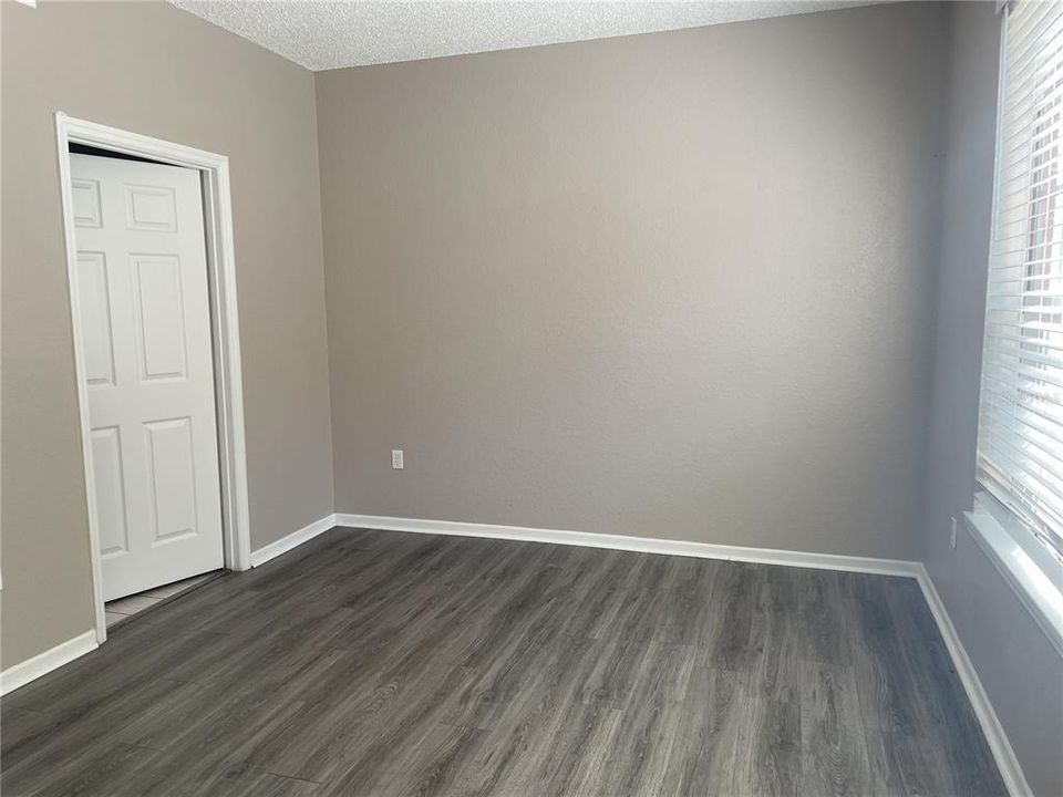 For Rent: $2,350 (3 beds, 2 baths, 1352 Square Feet)