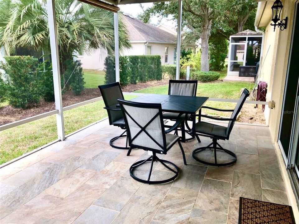 Lanai Table and tiled floor 20'x11'