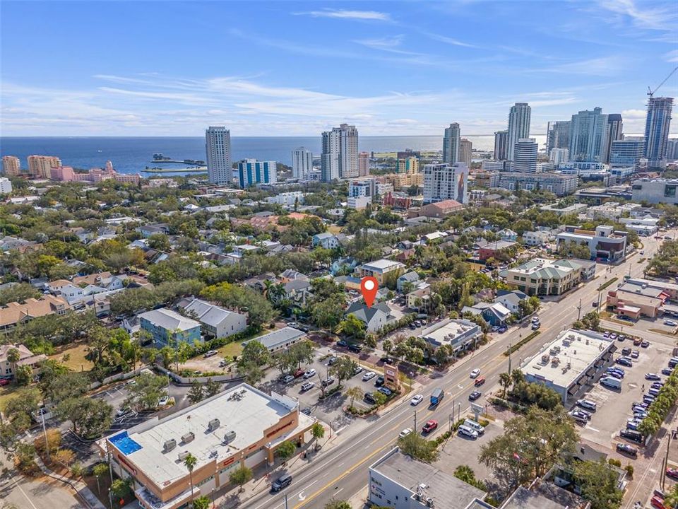 For Sale: $789,000 (3 beds, 2 baths, 1794 Square Feet)