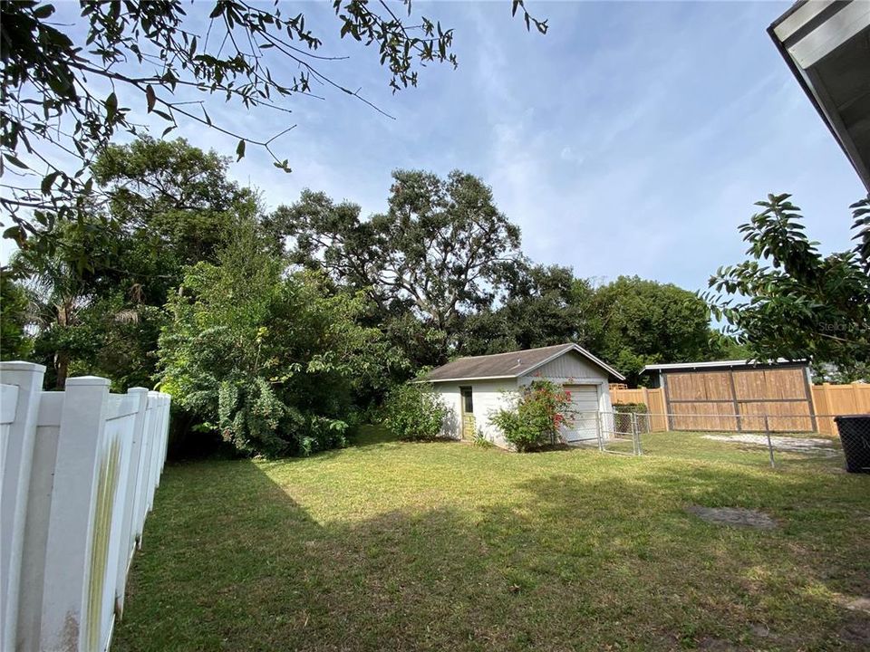 Back yard with 17 x 20 detached 1.5 car garage