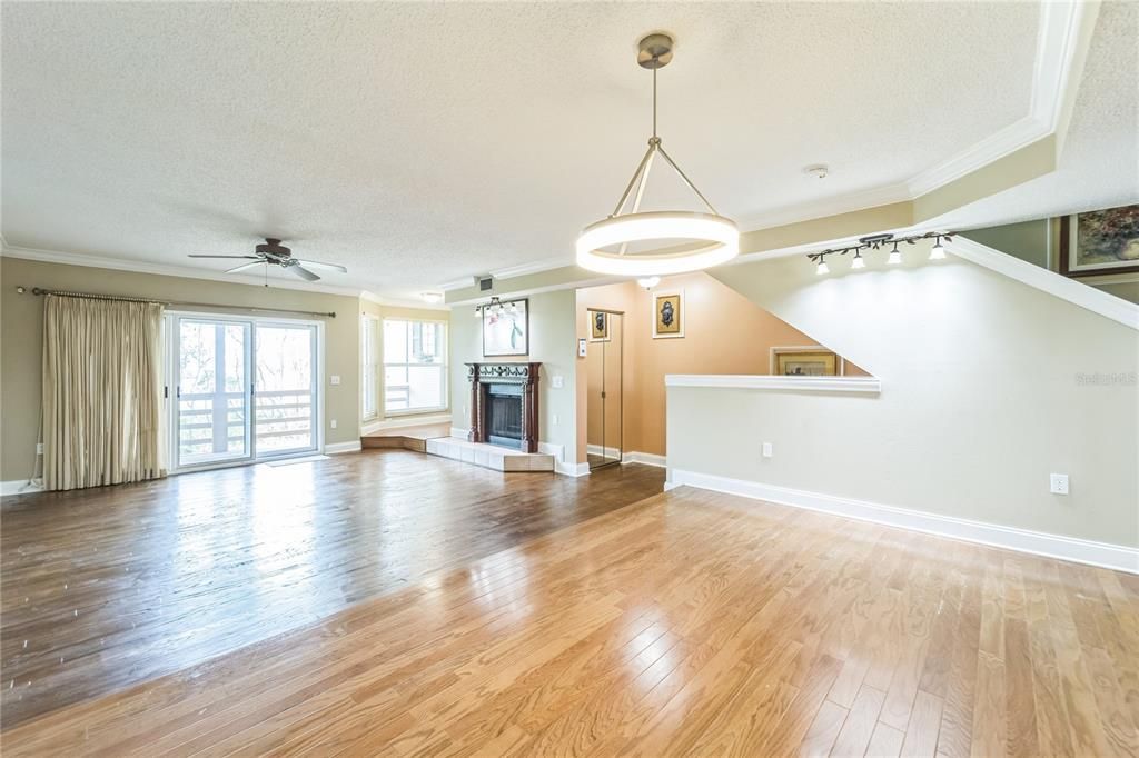 For Sale: $487,900 (2 beds, 2 baths, 1500 Square Feet)