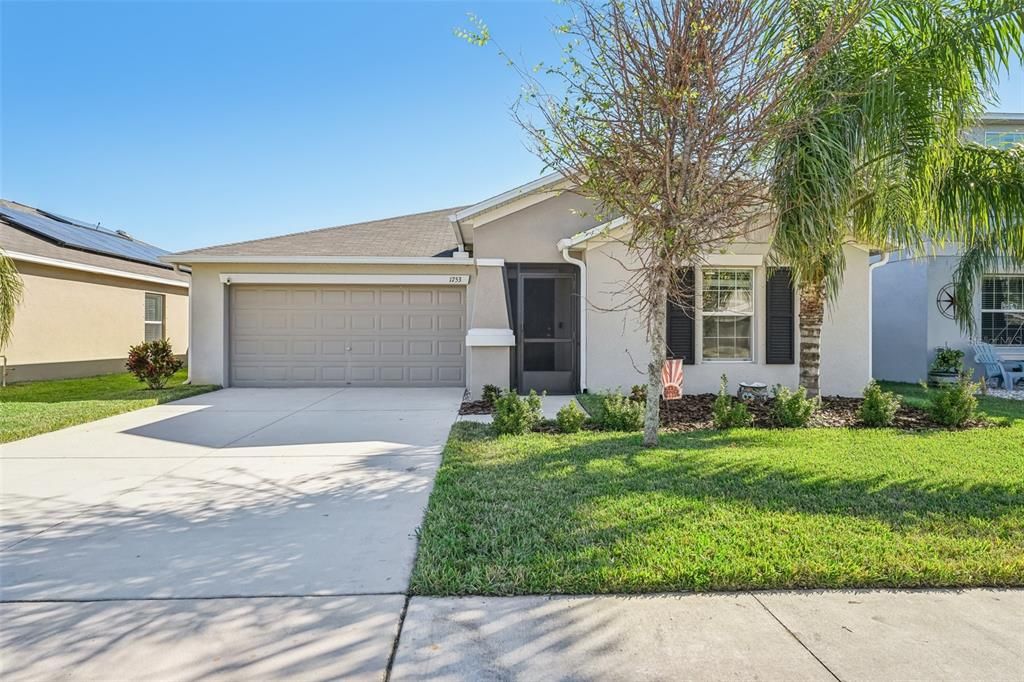 For Sale: $314,900 (3 beds, 2 baths, 1561 Square Feet)