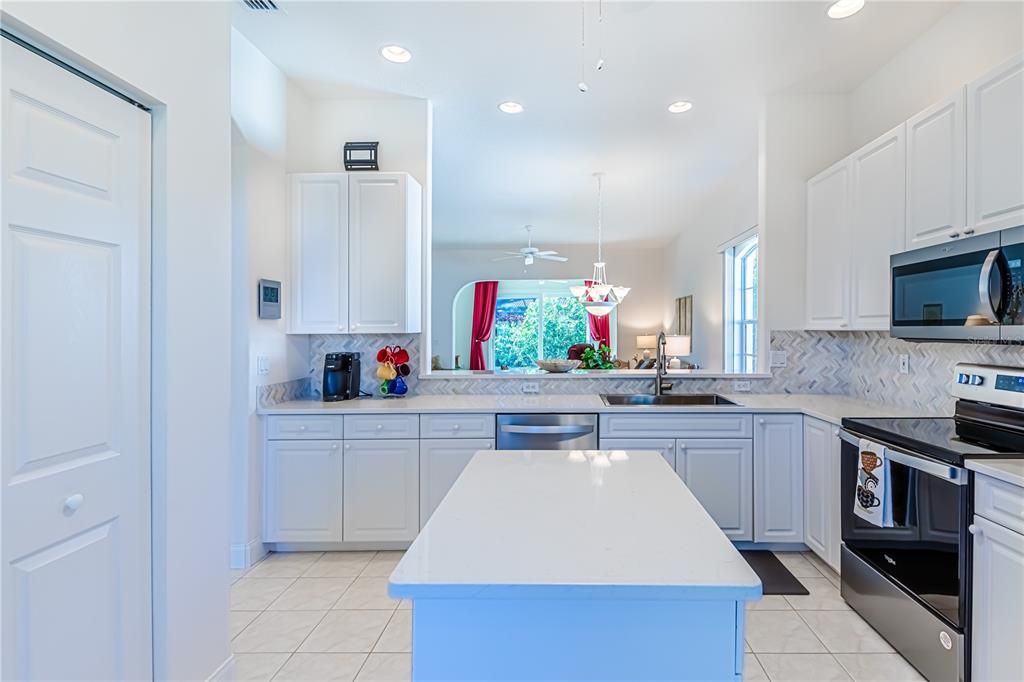 Kitchen to Living room / Dining room combo