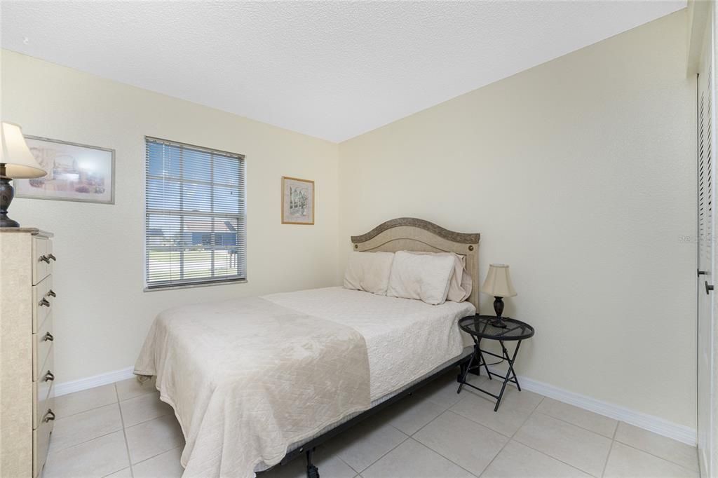 For Sale: $239,900 (3 beds, 2 baths, 1072 Square Feet)