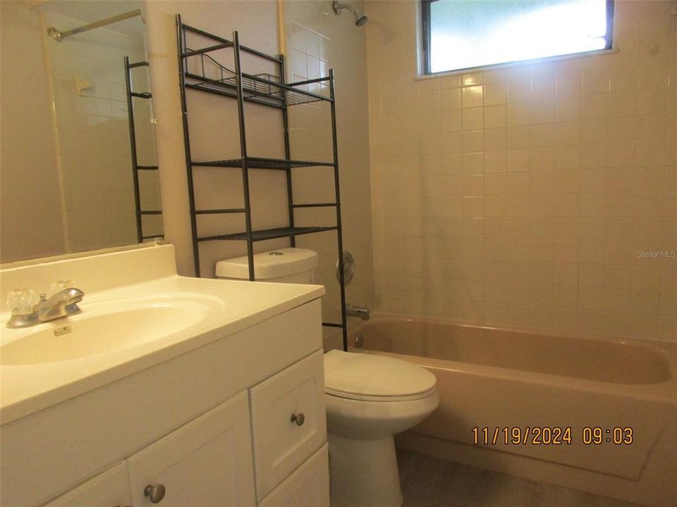 For Rent: $2,050 (3 beds, 2 baths, 1326 Square Feet)