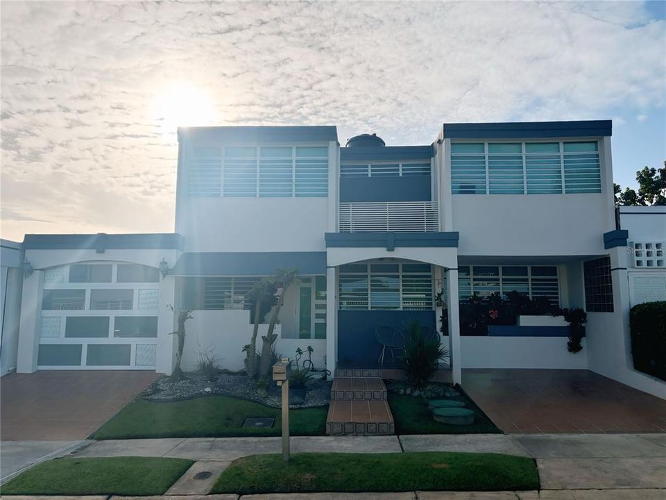 En Venta: $495,000 (4 camas, 2 baños, 3500 Pies cuadrados)